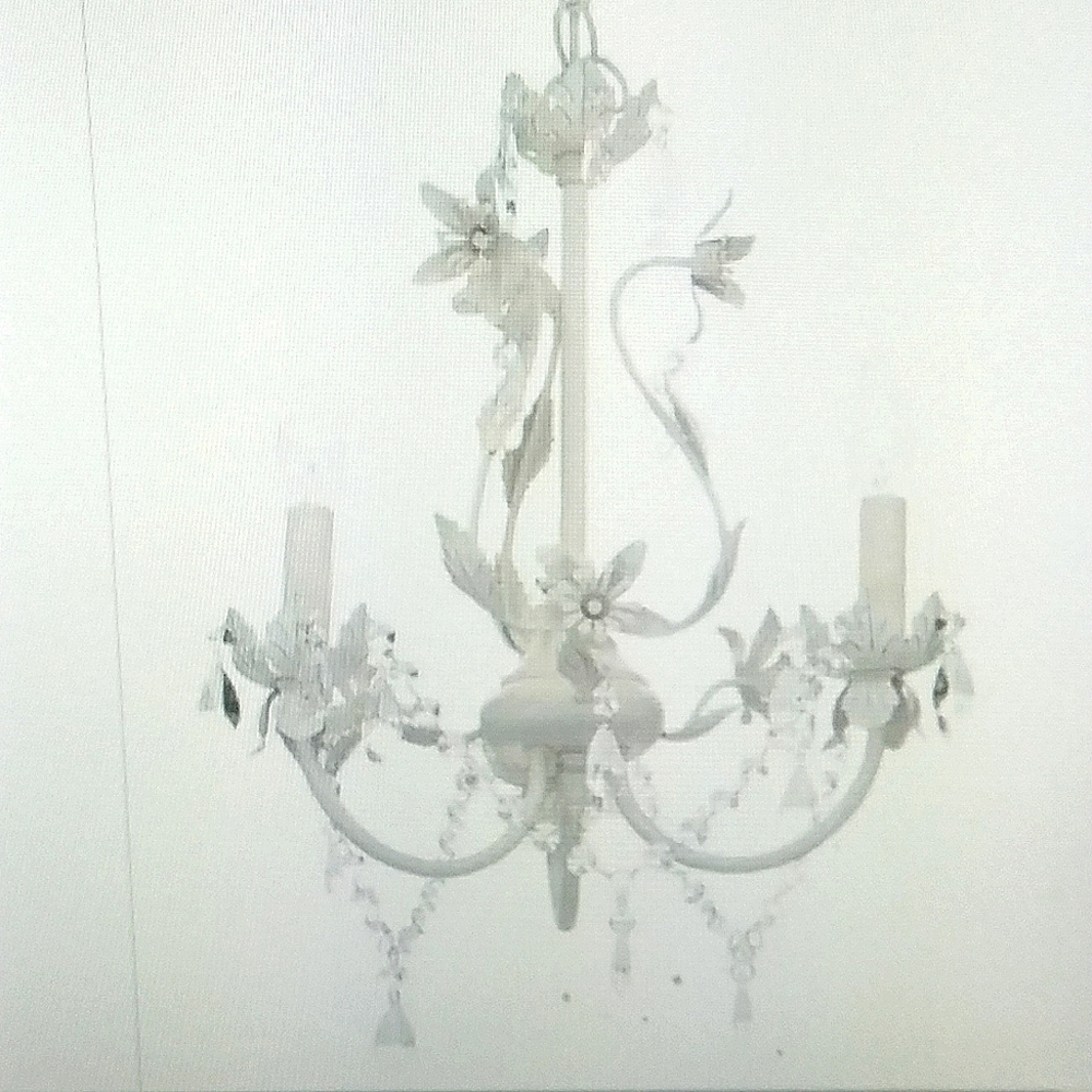 New Hampton Bay 3 Light Mini Chandelier, White Crystal